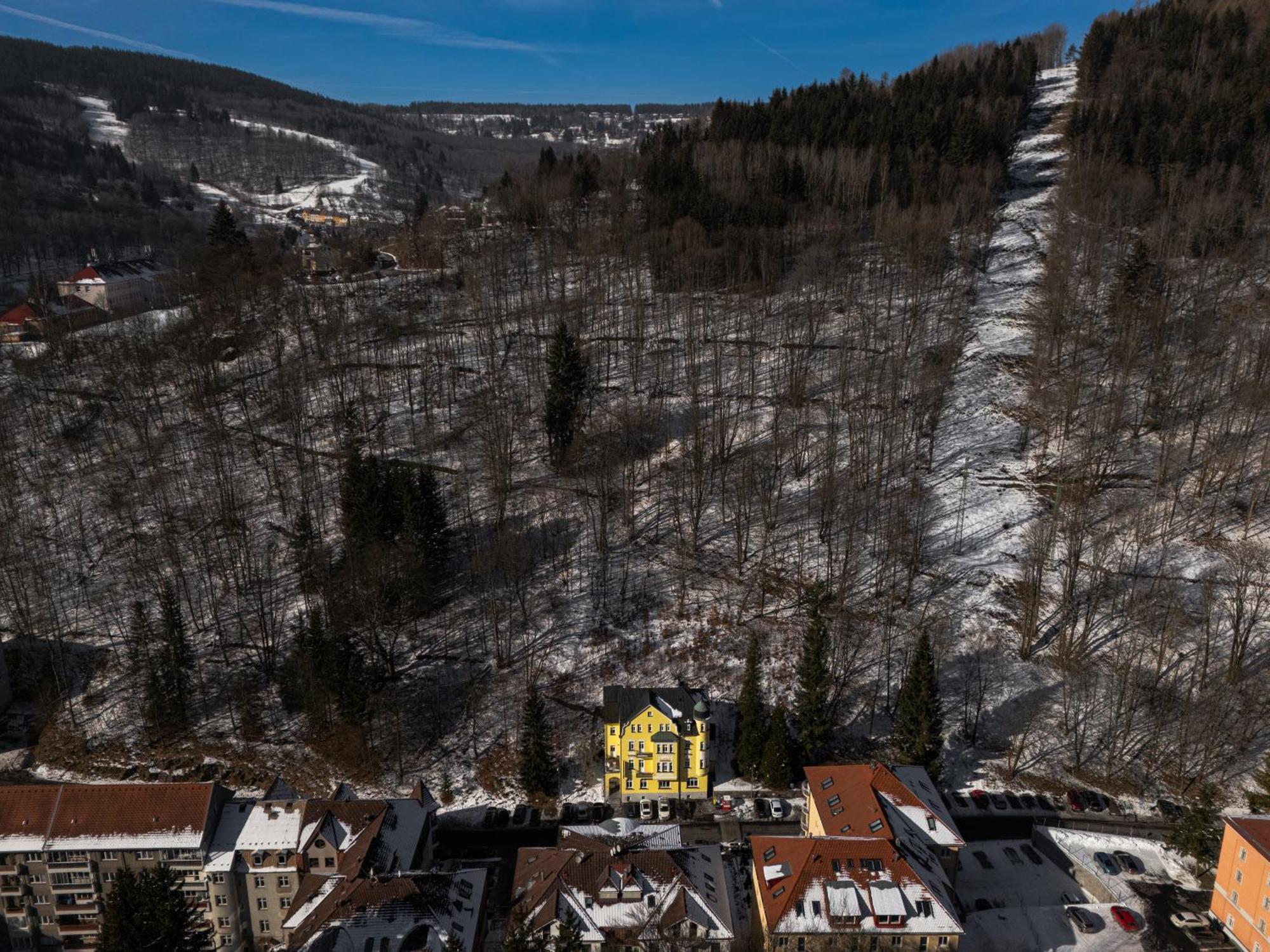 Hotel Vera Яхимов Экстерьер фото